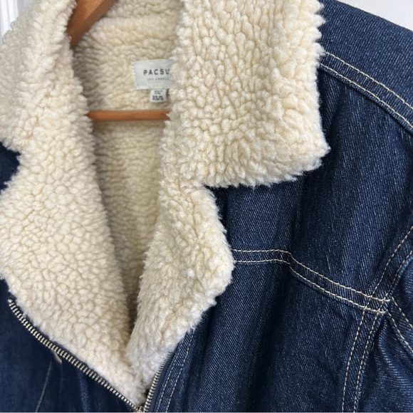 EUC Like New PacSun XS/S denim jacket with Sherpa lining and collar. Dark rinse. - Picture 5 of 14